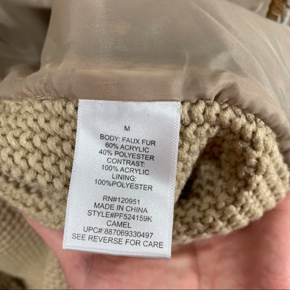 Pink Republic Women’s Size Medium Faux Fur Vest - Picture 6 of 6